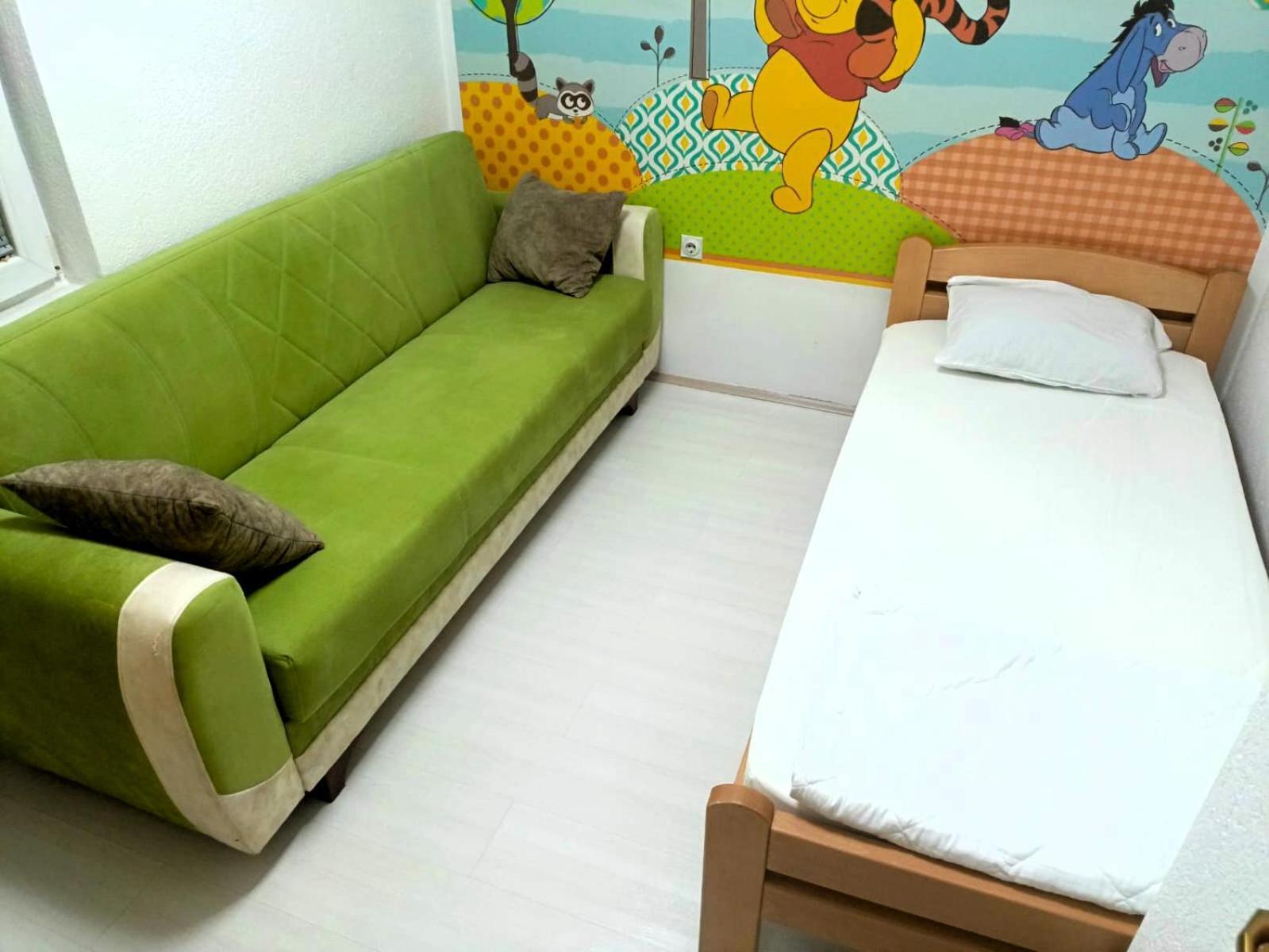 Historia Hostel Skopje Ngoại thất bức ảnh