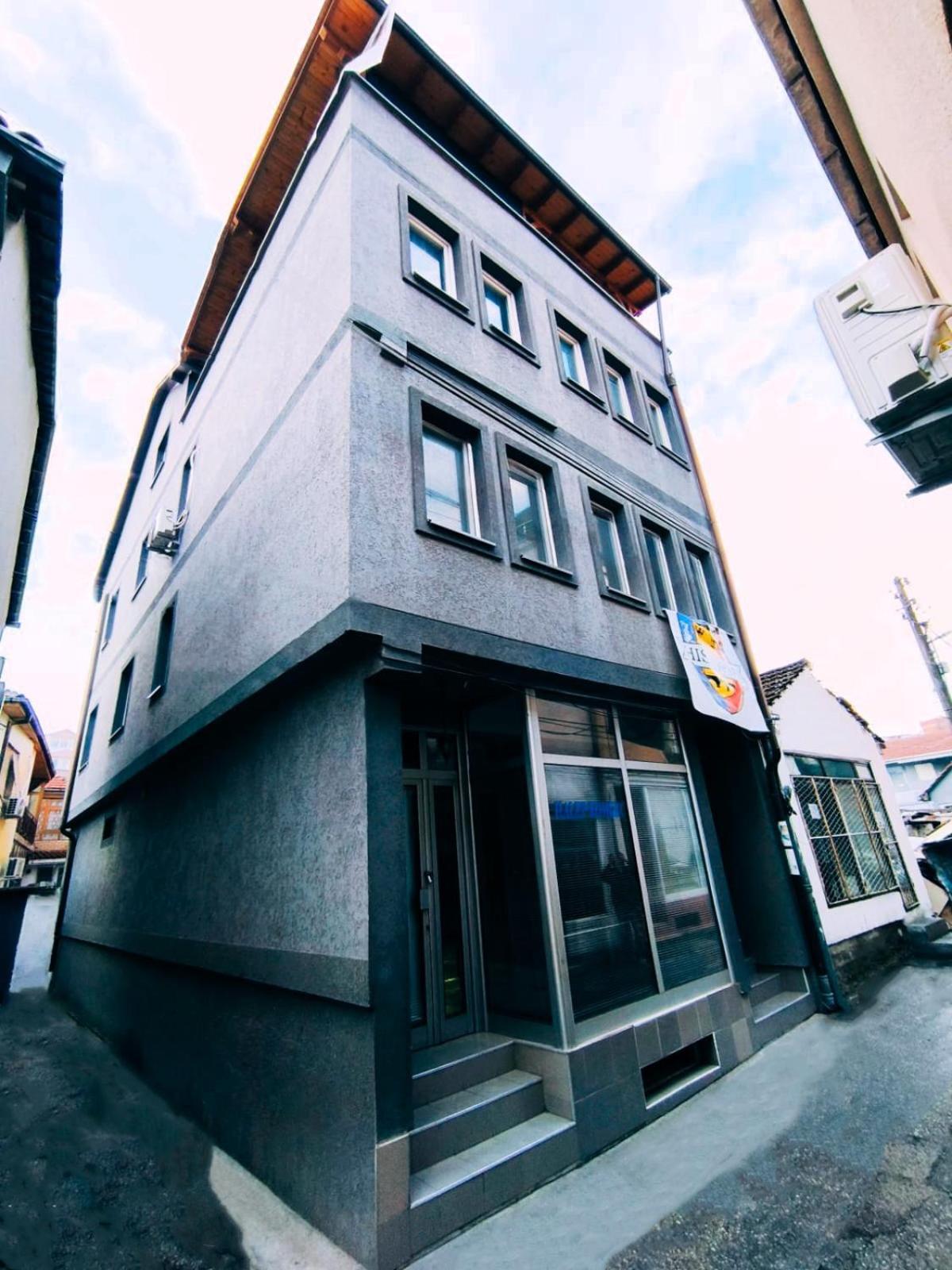 Historia Hostel Skopje Ngoại thất bức ảnh